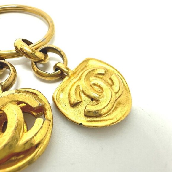 CHANEL CC Mark vintage Key Holder charm Gold Plated Gold - Picture 7 of 9